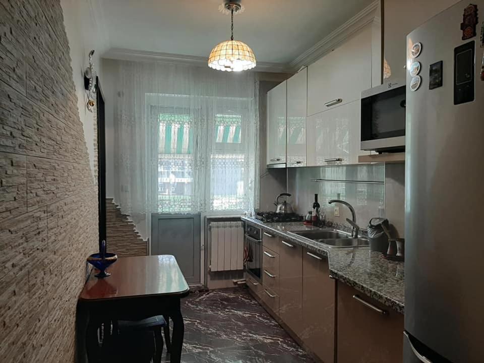 Apartment Жужуна Batumi Kültér fotó
