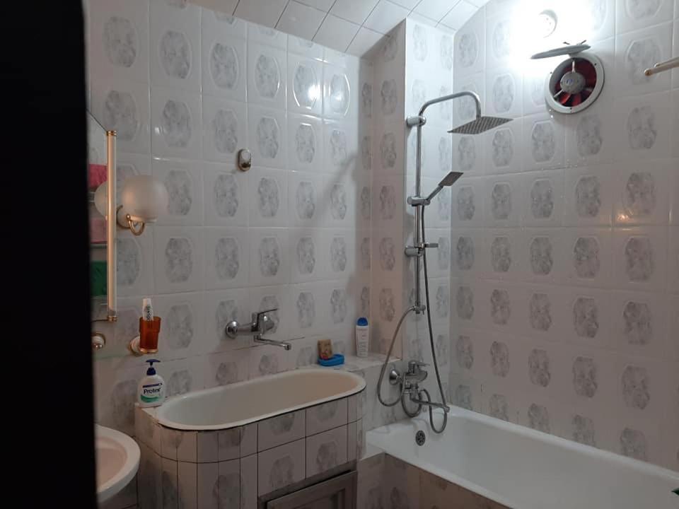 Apartment Жужуна Batumi Kültér fotó