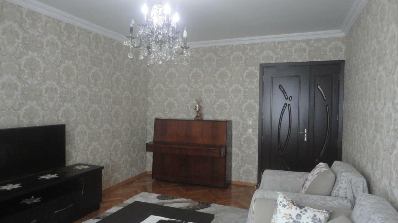 Apartment Жужуна Batumi Kültér fotó